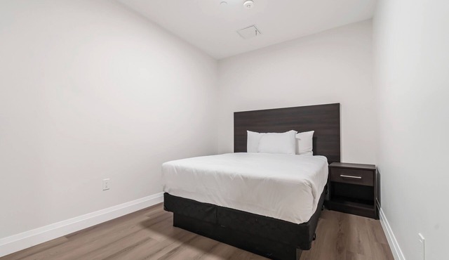 Modern Fully Furnished 2 Bedroom Apartment Unit 7