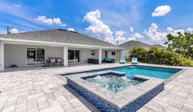 Modern Luxury Retreat with Pool, Tesla Charger & Smart Features - 4BR