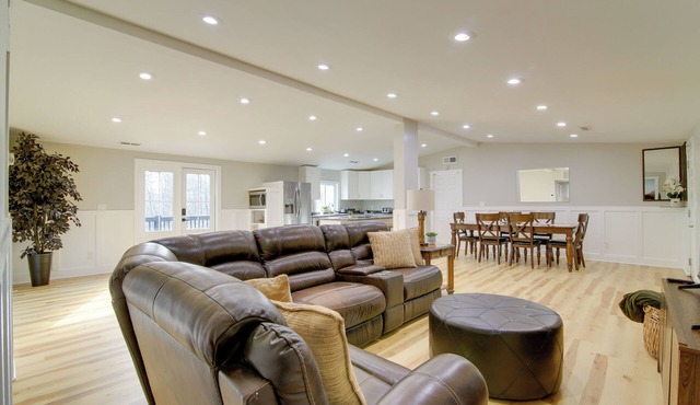 Mountain Retreat in Commerce w/Billiards + Darts