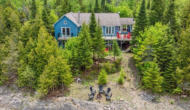 Mylestone | 4BR Waterfront ISLAND Retreat