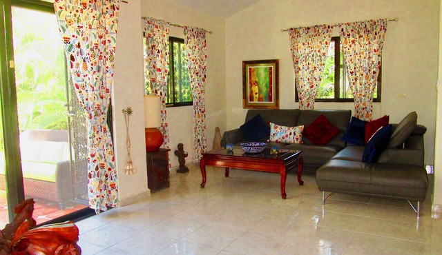 New! Monthly rentals! 2 bdrs Private Pool house/BBQ close to the beach.