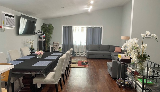 New York & Sleeps 10 & MetLife & Cruise Port ★FREE Driveway Parking★