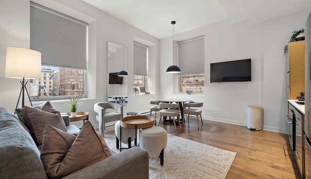 Nomade MTL, Old MTL, Modern 2BR 1BA Apt in Heart of the City