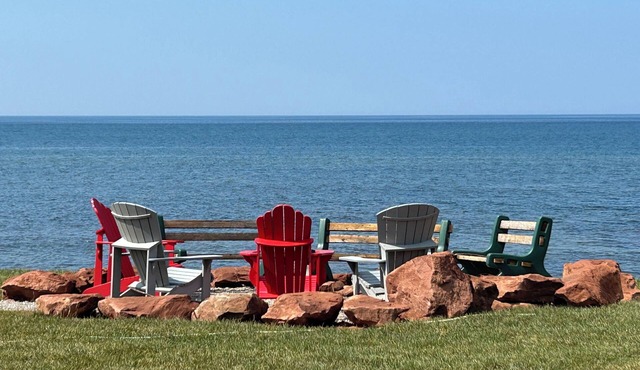 Ocean Front Property, Nearby Beaches and Breathtaking Sunsets!