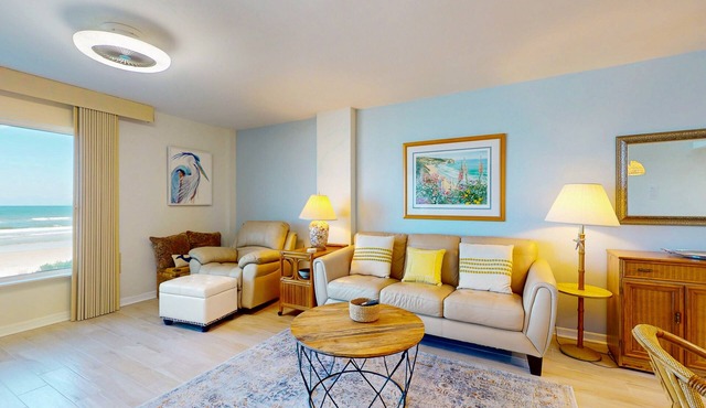 Oceanfront condo with pool, ocean views, and washer/dryer in St. Augustine