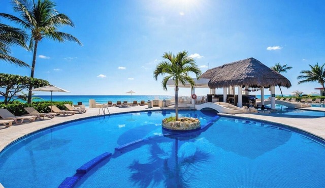 Oceanfront Retreat w/Pool and Direct Beach Access