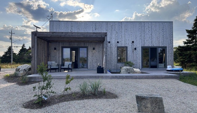 Oceanfront Retreat w/Nordic Sauna & Private Beach Experience