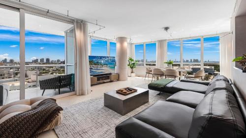Oceanview Private Condo at The Setai -2102