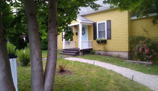 On a quiet, narrow Lane walking distance to all amenities