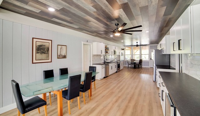 On-Site Dock & Ramp: 3-Unit Escape on Lake Fork! in Emory