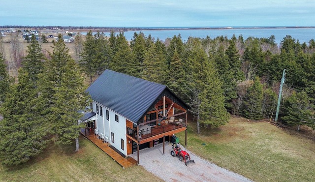 Peaceful Brackley Beach Escape with Private Deck, Fire Pit & Paddleboards