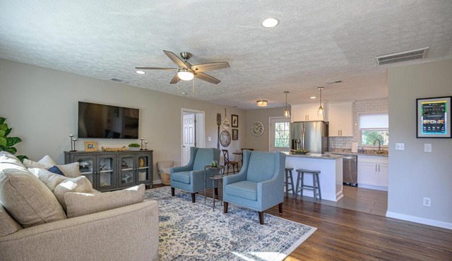 Pet-Friendly Marietta Retreat Near Town Center