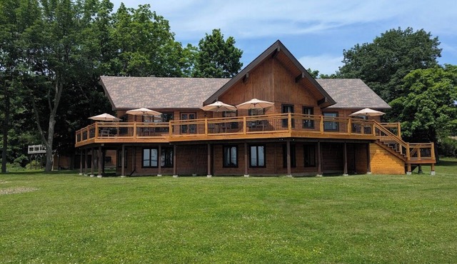 Platoff Point Wolfe Island Paradise with gorgeous scenery of the 1000 Islands