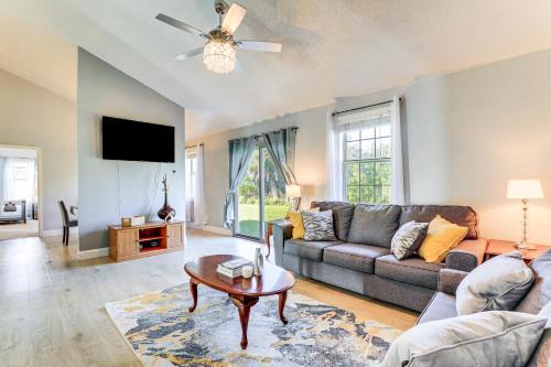 Port Charlotte Home Near Beaches & Dining