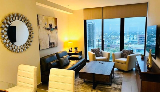 Prime Location~2BD&2BA~Arboleda~Shops&Restaurants