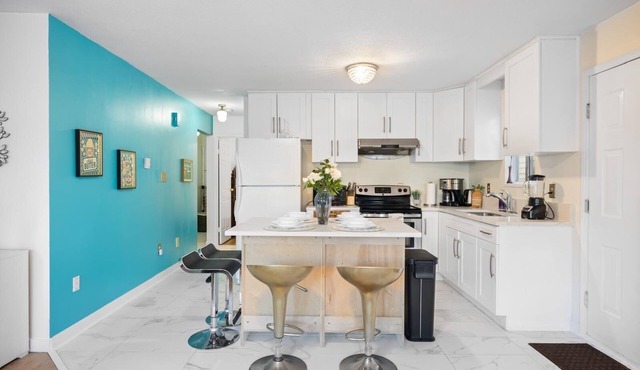 ❤️Private Garden Suite|10 mins Downtown|QE|Riley Park