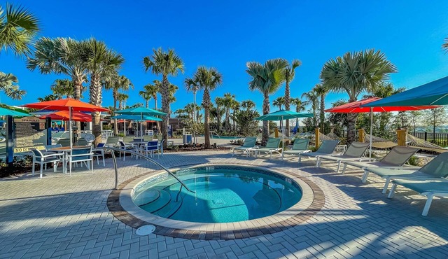 Private Pool and Spa/Games Room/Theatre/All En'Suites/Waterpark/Clubhouse/wifi