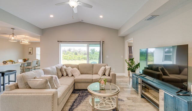 Quiet Port Charlotte Getaway ~ 12 Mi to Beach!