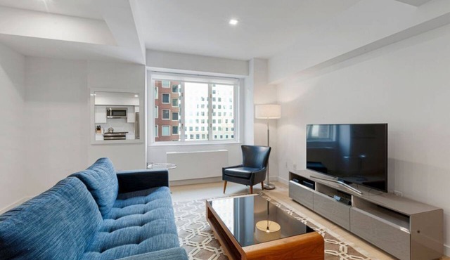 Rector Place Modern 1BR with Pool & BBQ Area