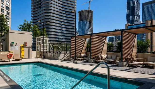 Regis Suites - Downtown Toronto