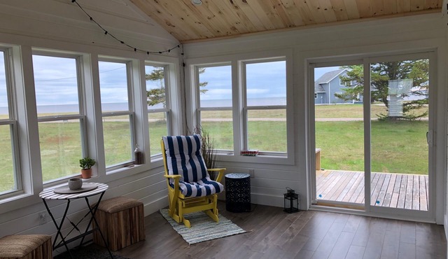 RELAX & ENJOY - Quiet and Private steps from Beach