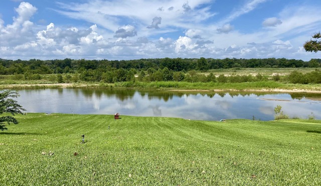 Relax & Unwind at our Quiet Water front LBJ Llano River home - Dog Friendly!