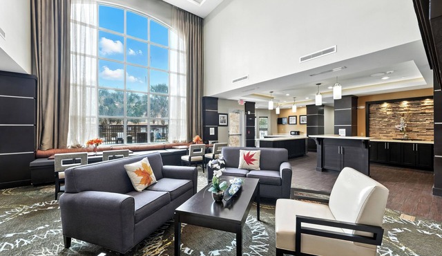 Relux at Westchase