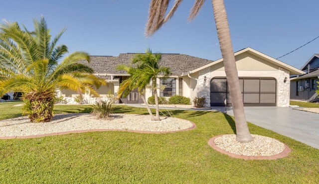 Rotonda West Home w/Pool & Golf Course View!