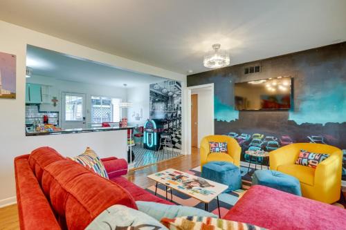San Antonio Retreat w/Private Hot Tub & Gas Grill