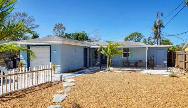 Sarasota Home: Near Beaches & Downtown!