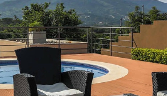 Secure Central Valley Escape Near SJO + 27 Ideal for Families Modern Convenience in Guácima