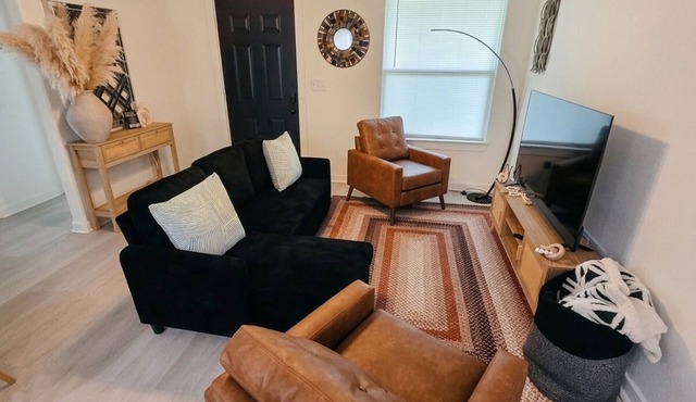 Serene 3-bedroom house with game room in the heart of San Antonio