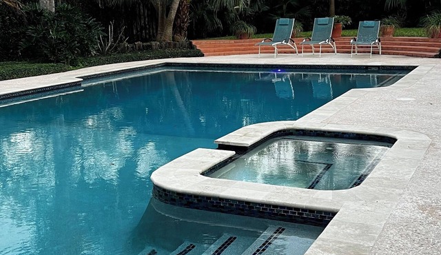 Serene Getaway – Quiet Oasis with Pool & Rain Showers