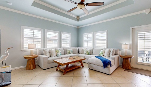 Shared Pool, Golf Cart Access