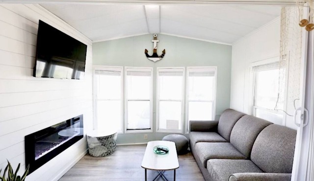 Sherkston Shores Cottage Pet-friendly!