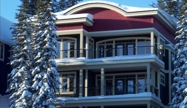 Silver Star Mountain - 3 Bedroom - Ski Out - Sleeps 6