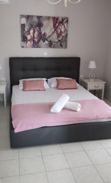 SIMPLICITY in Marmari