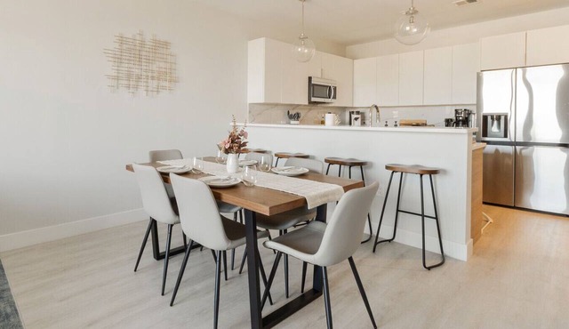 Sleek 3BR Loft | Modern Design | Gym & Near Transit