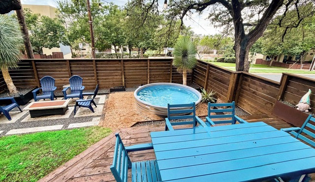 South Austin Luxury: SoCo, S. 1st + Cowboy Pool
