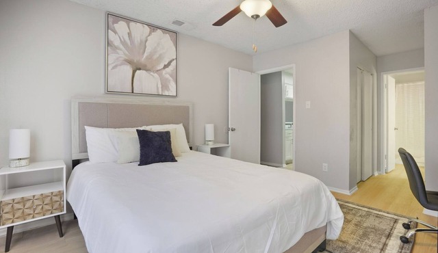 Spacious 2 bed 2 bath getaway