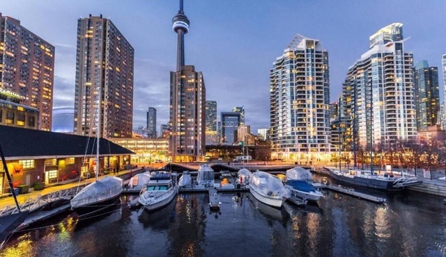 Spacious 2BR Downtown Base by Metro Toronto