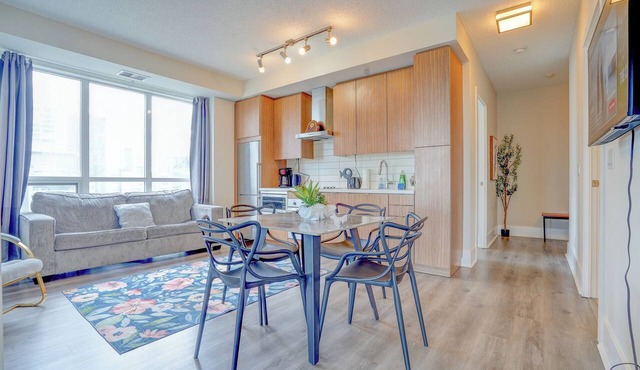 Spacious 3BR/2BA Parking | Entertainment District | Steps to Nightlife & Dining
