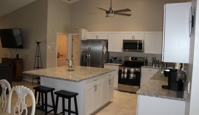 SPACIOUS 4 BEDROOMED HOME