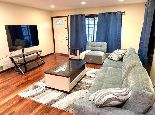 Spacious and Stylish 3BR 2Bath Sleeps 6 near NYC and American Dream Mall