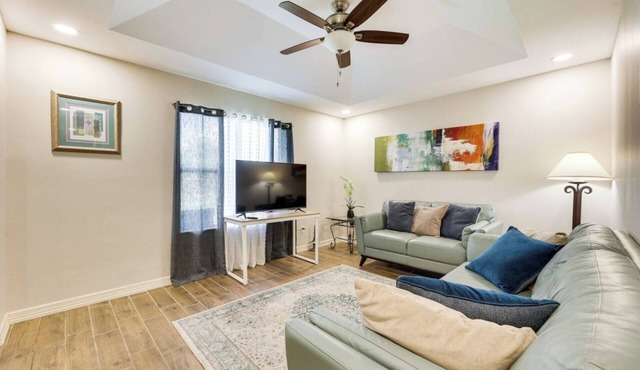 Spacious Backyard: San Juan Home Near Border!