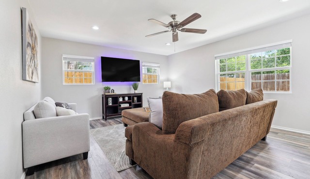 Spacious San Antonio Retreat w/Private Patio!