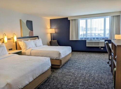 Spark by Hilton Montreal Brossard