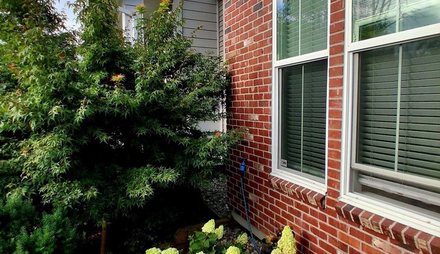 Spotless Basement Suite near LEC | 2 Beds | Private Entrance | Free Parking