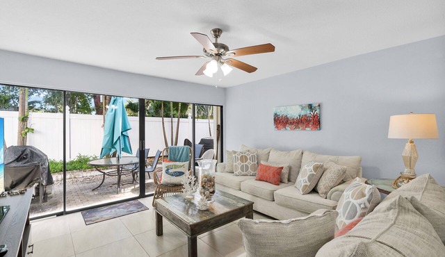 Spring Break in the Sun! Islamorada townhome w/beach, pool in gated community!