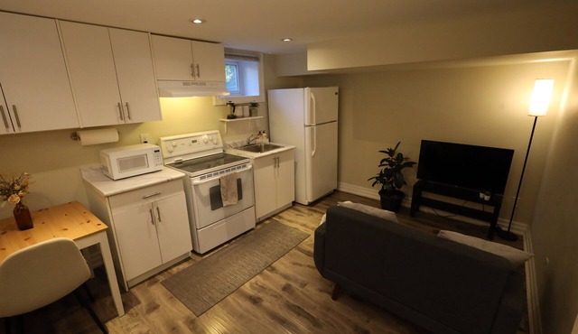 Steps from Woodbine Station! Private apartment just off the Danforth